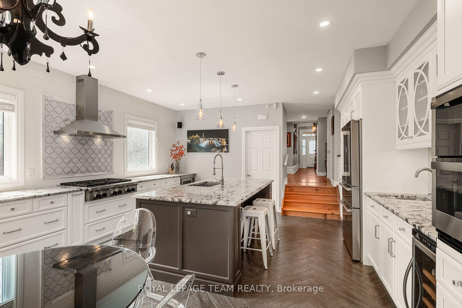 Photo 13 of 150 Guigues Avenue, Ottawa, Lower Town/Byward Market — HOMEH