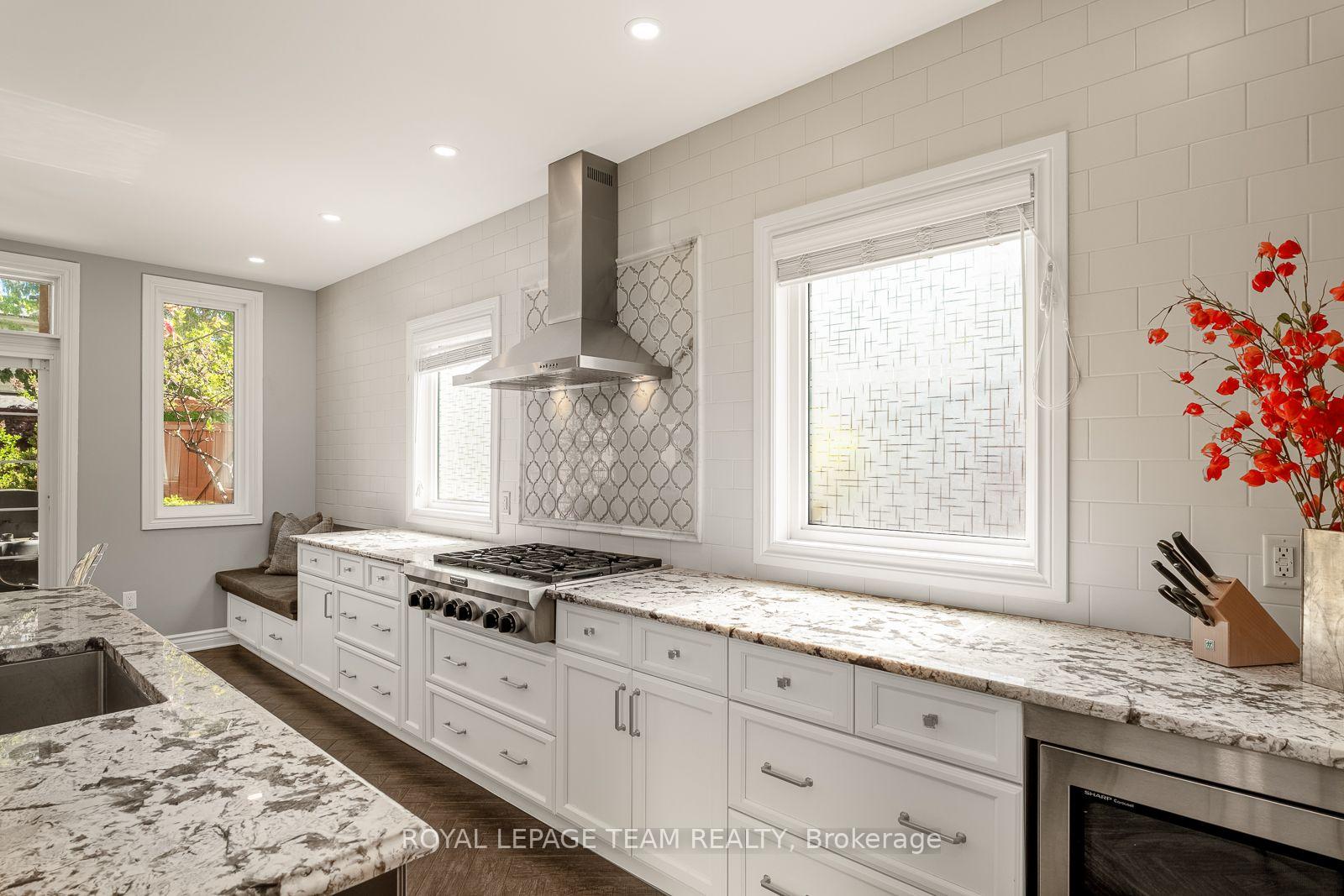 Photo 14 of 150 Guigues Avenue, Ottawa, Lower Town/Byward Market — HOMEH