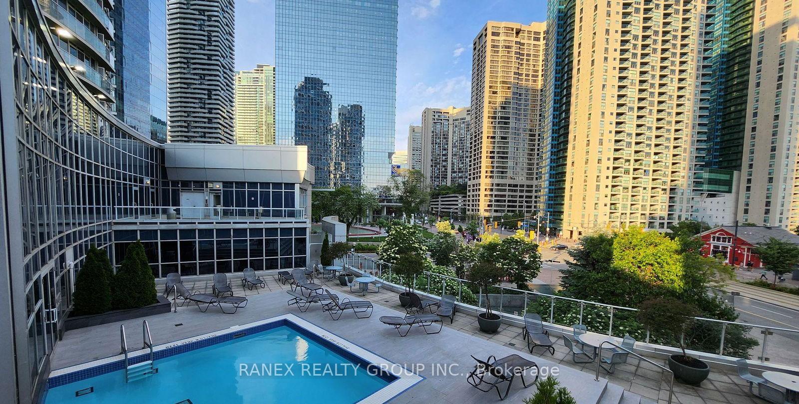 Photo 2 of Unit 2812, 8 York Street, Toronto, Waterfront Communities — HOMEH