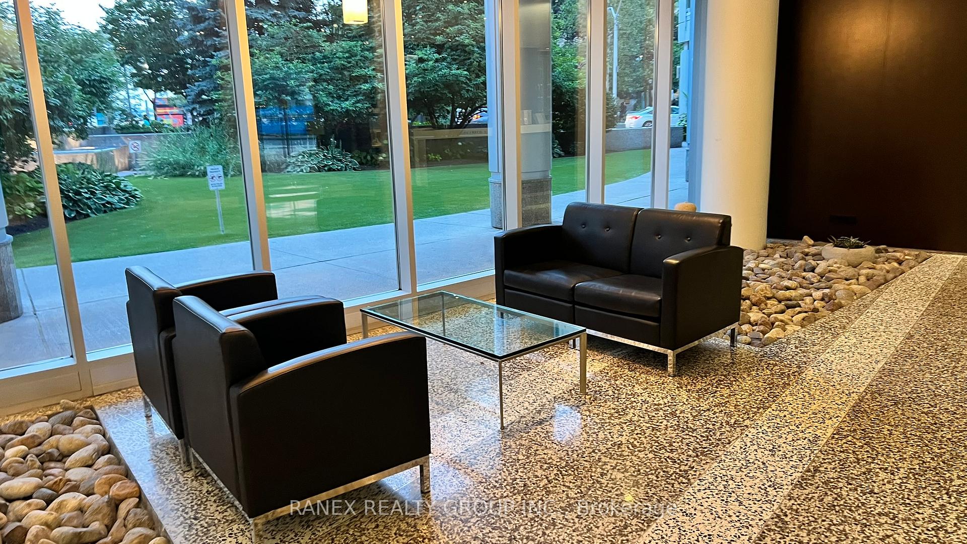 Photo 5 of Unit 2812, 8 York Street, Toronto, Waterfront Communities — HOMEH