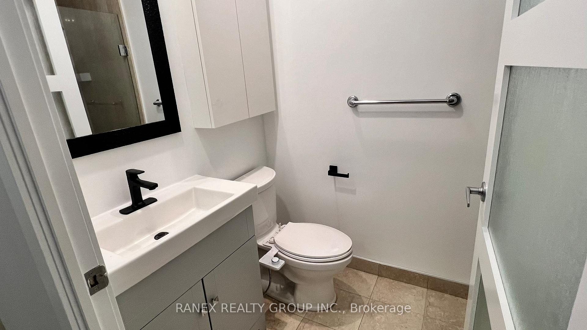 Photo 8 of Unit 2812, 8 York Street, Toronto, Waterfront Communities — HOMEH