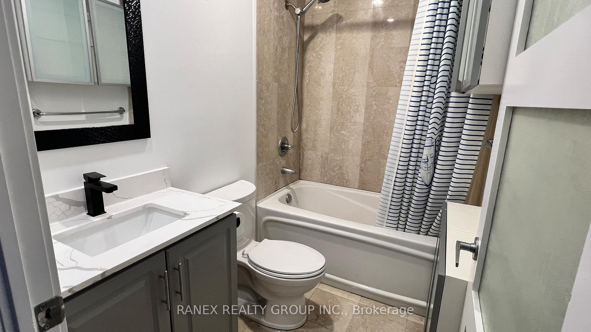 Photo 10 of Unit 2812, 8 York Street, Toronto, Waterfront Communities — HOMEH