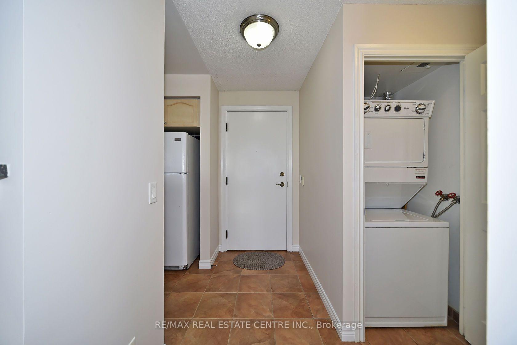 Photo 6 of Unit 2624, 700 Humberwood Boulevard, Etobicoke, West Humber-Clairville — HOMEH
