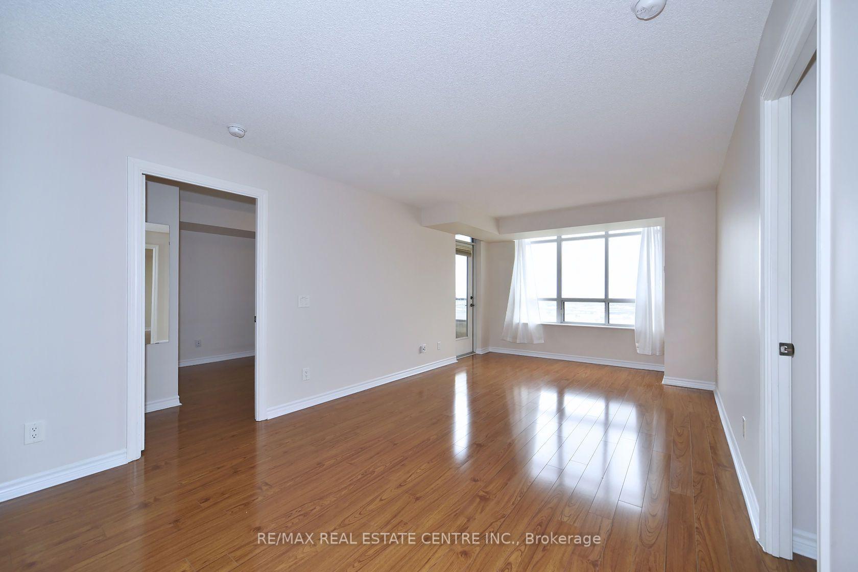 Photo 15 of Unit 2624, 700 Humberwood Boulevard, Etobicoke, West Humber-Clairville — HOMEH