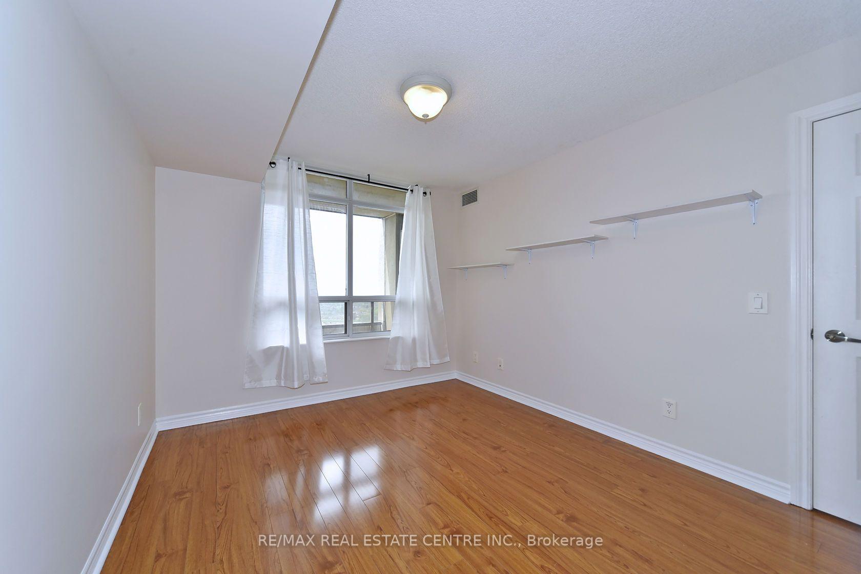 Photo 21 of Unit 2624, 700 Humberwood Boulevard, Etobicoke, West Humber-Clairville — HOMEH