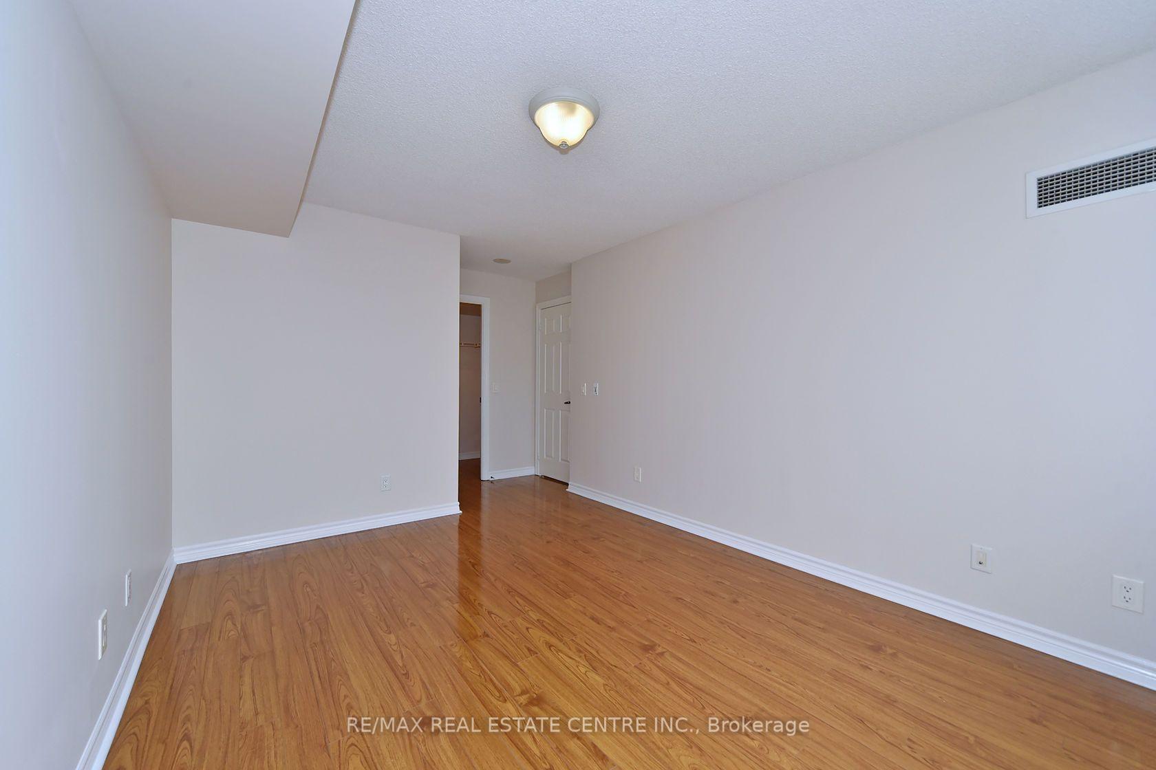 Photo 27 of Unit 2624, 700 Humberwood Boulevard, Etobicoke, West Humber-Clairville — HOMEH
