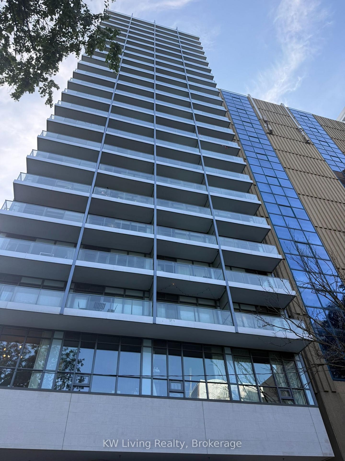 Photo 1 of Unit 2009, 210 Simcoe Street, Toronto, Kensington-Chinatown — HOMEH