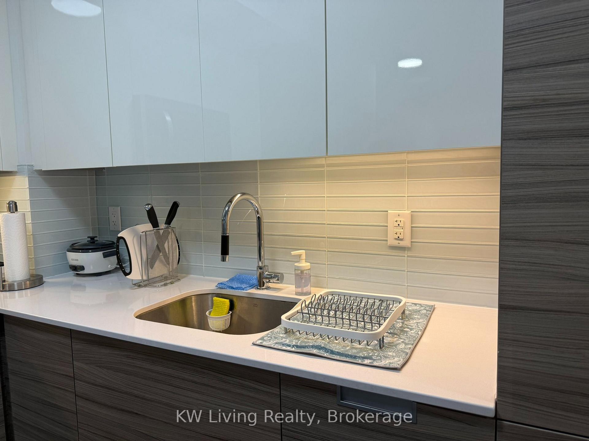 Photo 20 of Unit 2009, 210 Simcoe Street, Toronto, Kensington-Chinatown — HOMEH
