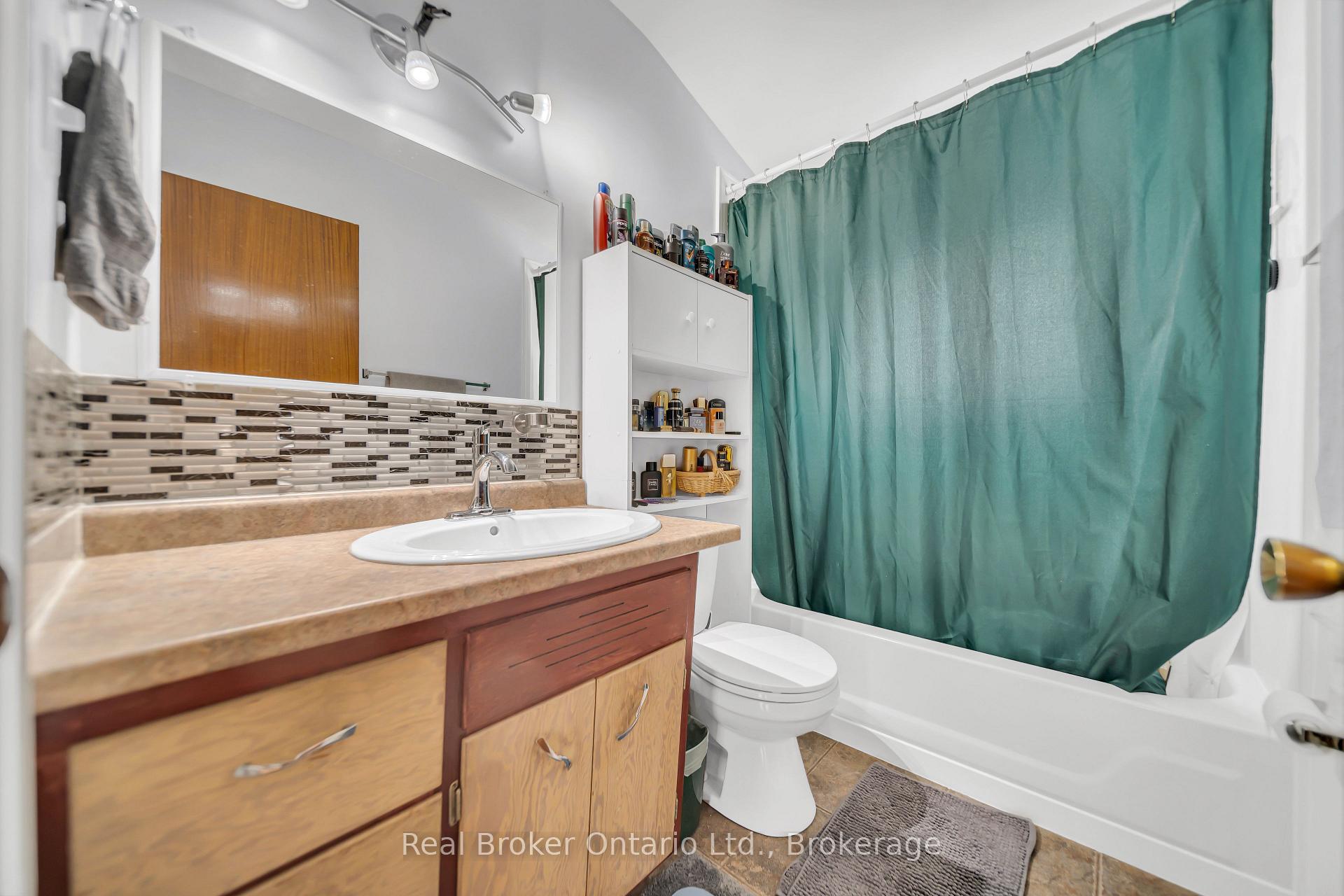 Photo 30 of 141 Samuel Street, Kitchener, Auditorium — HOMEH