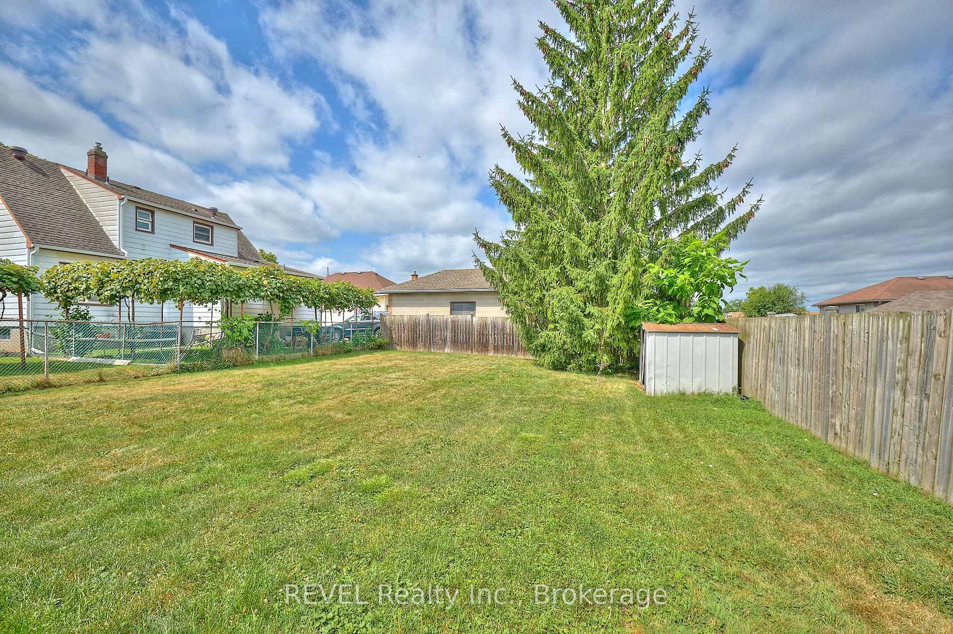 Photo 31 of 9 Colborne Street, Thorold, Thorold Downtown — HOMEH