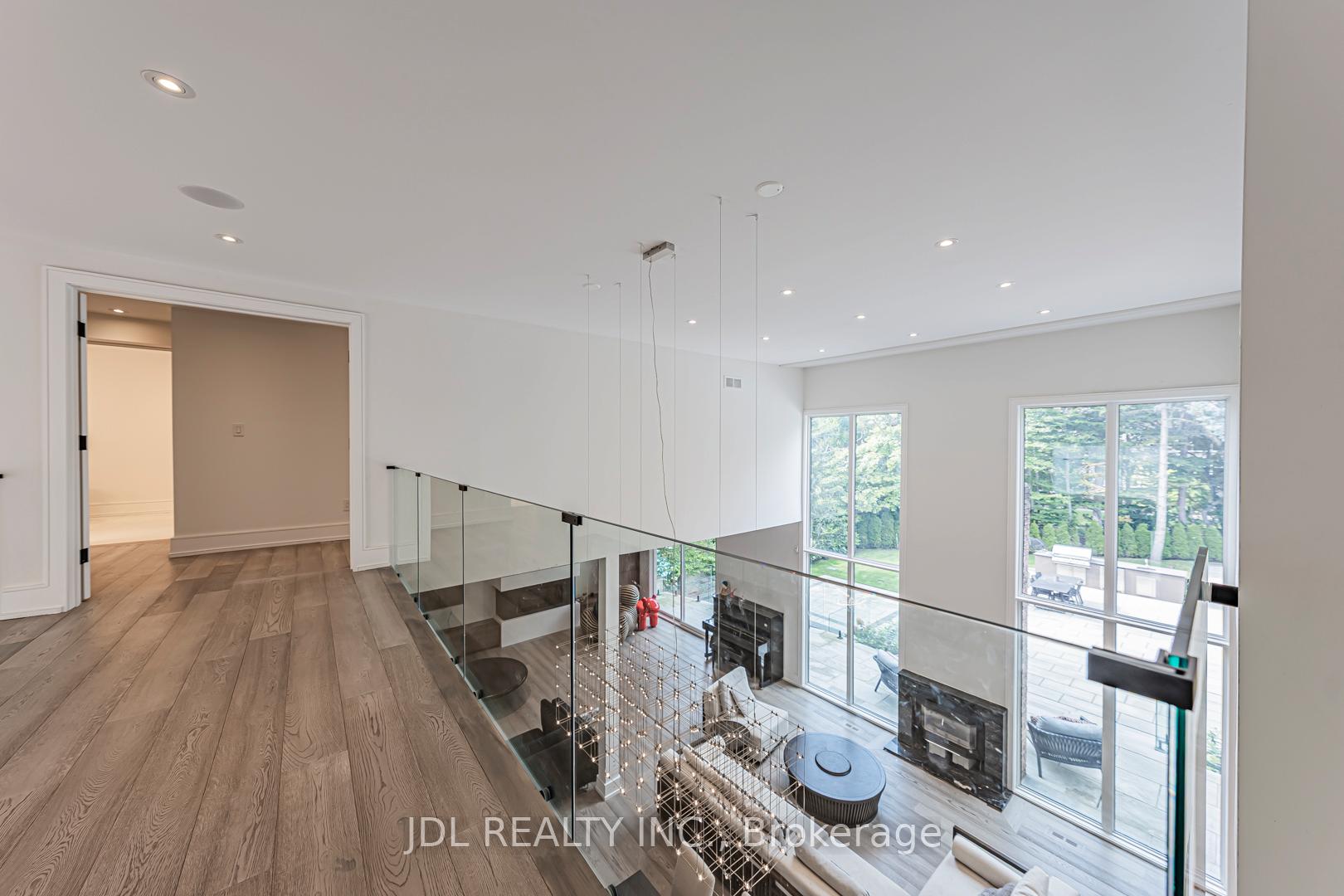 Photo 27 of 19 Fifeshire Road, North York, St. Andrew-Windfields — HOMEH