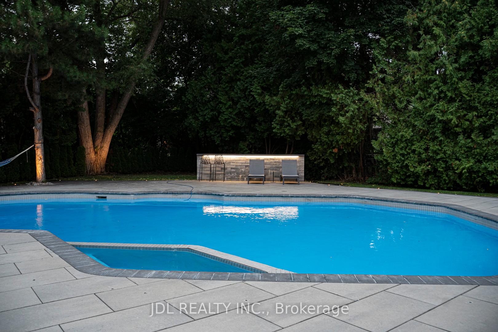 Photo 28 of 19 Fifeshire Road, North York, St. Andrew-Windfields — HOMEH