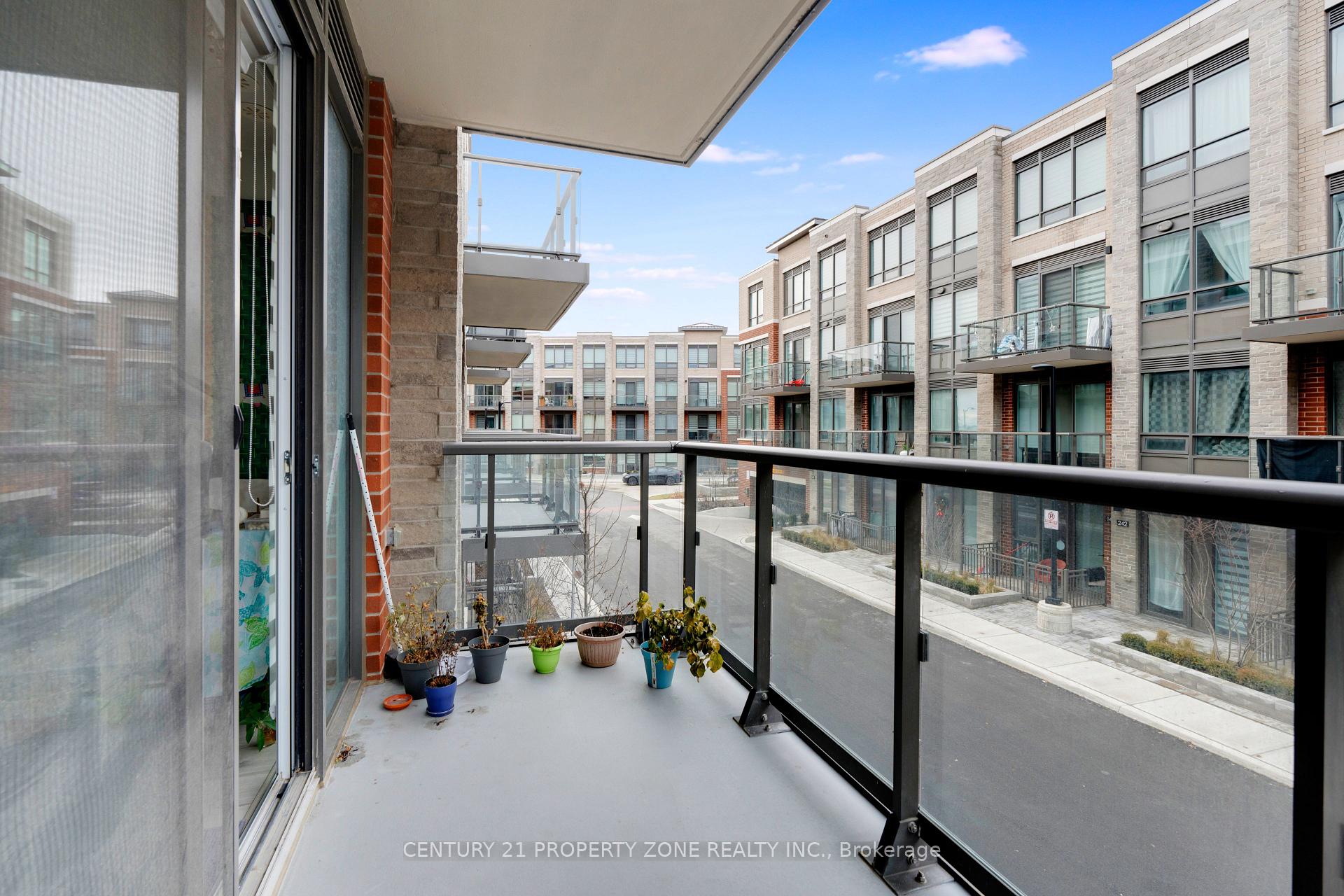 Photo 4 of Unit 226, 85 Attmar Drive, Brampton, Bram East — HOMEH