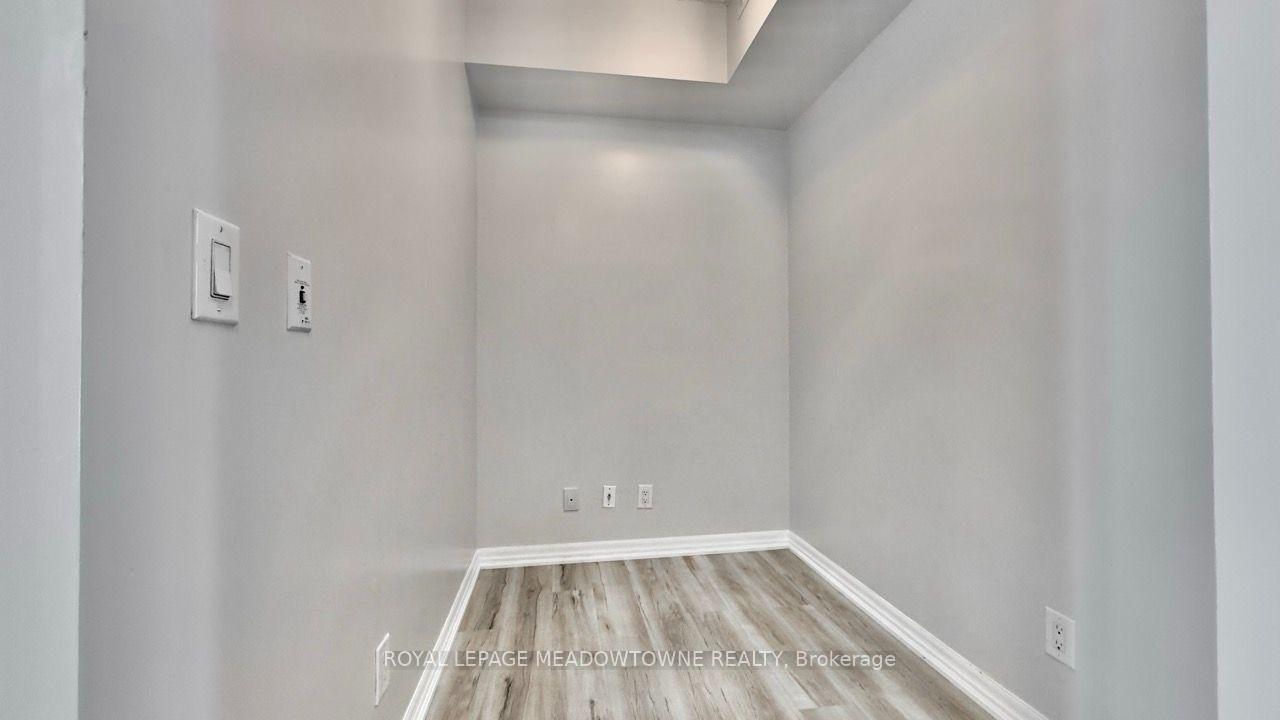 Photo 3 of Unit 2114, 223 Webb Drive, Mississauga, City Centre — HOMEH