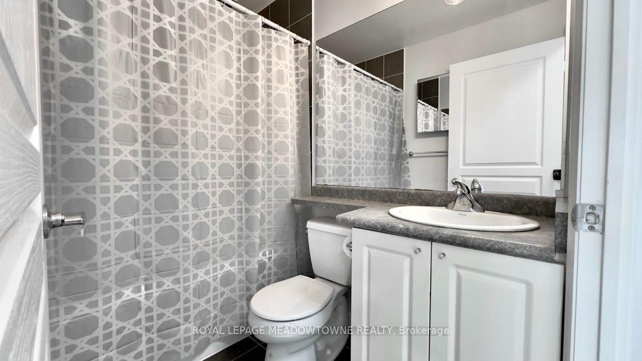 Photo 5 of Unit 2114, 223 Webb Drive, Mississauga, City Centre — HOMEH