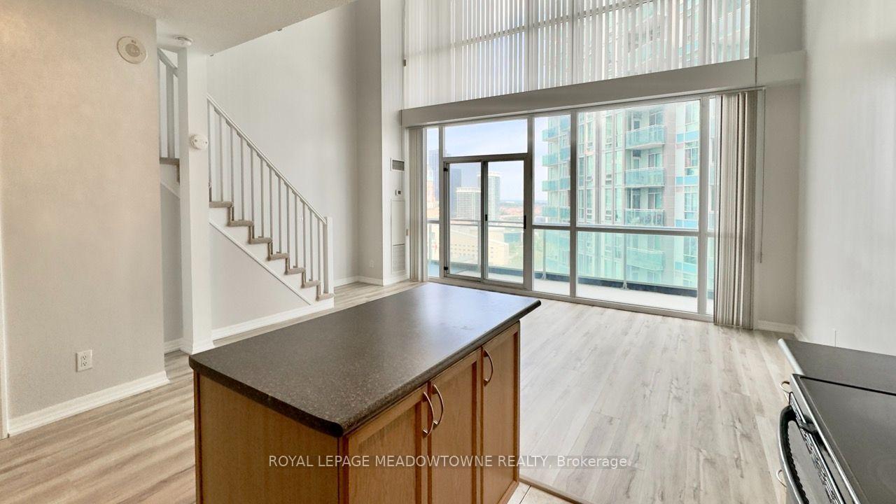 Photo 16 of Unit 2114, 223 Webb Drive, Mississauga, City Centre — HOMEH