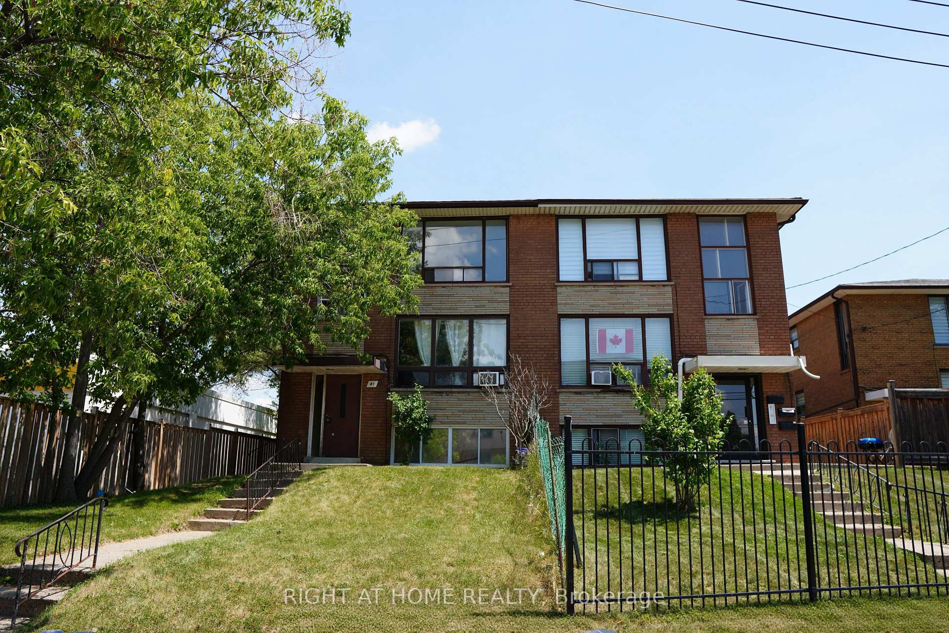Photo 1 of Unit 3, 41 Northgate Drive, North York, Downsview-Roding-CFB — HOMEH