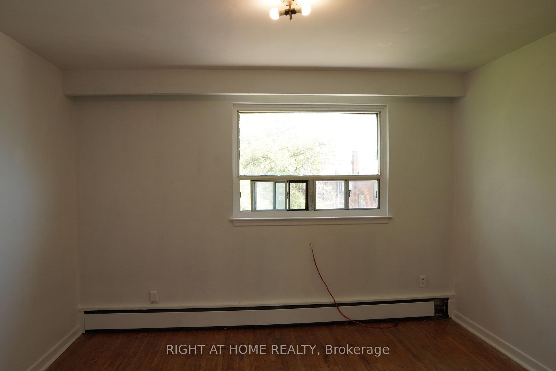 Photo 6 of Unit 3, 41 Northgate Drive, North York, Downsview-Roding-CFB — HOMEH