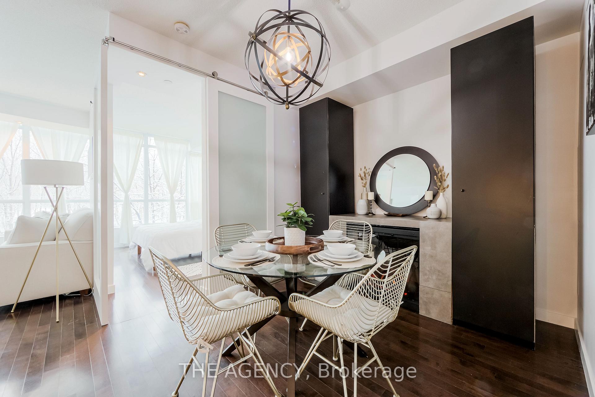 Photo 10 of Unit 208, 219 Fort York Boulevard, Toronto, Niagara — HOMEH