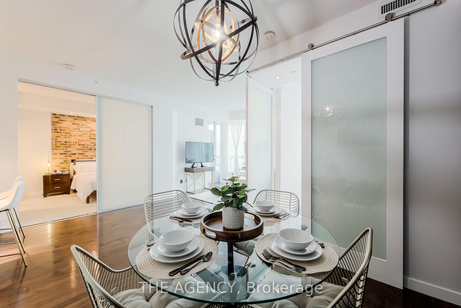 Photo 12 of Unit 208, 219 Fort York Boulevard, Toronto, Niagara — HOMEH