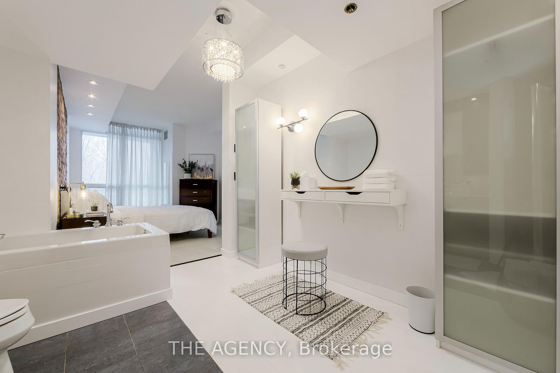 Photo 26 of Unit 208, 219 Fort York Boulevard, Toronto, Niagara — HOMEH