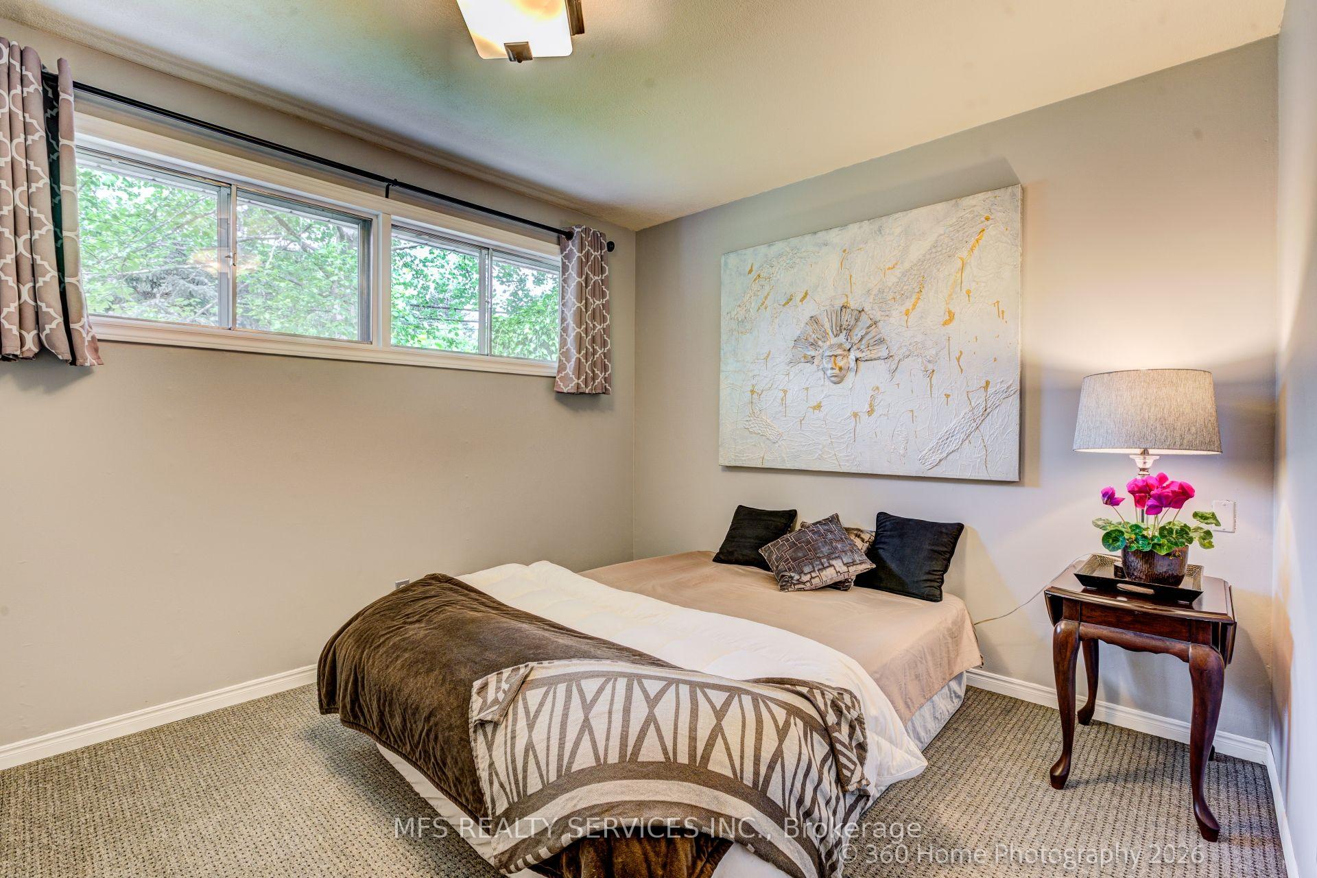 Photo 15 of 47 Deep Dene Drive, Scarborough, Highland Creek — HOMEH