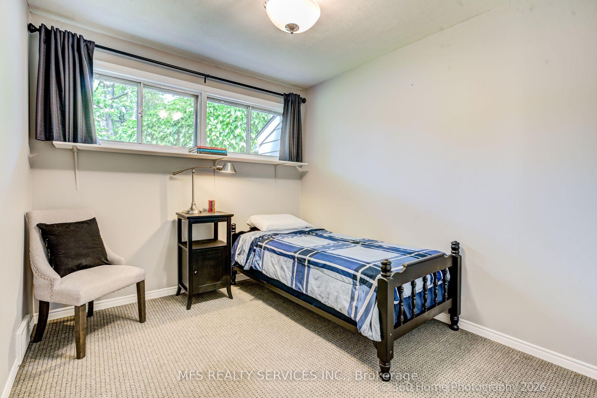 Photo 16 of 47 Deep Dene Drive, Scarborough, Highland Creek — HOMEH