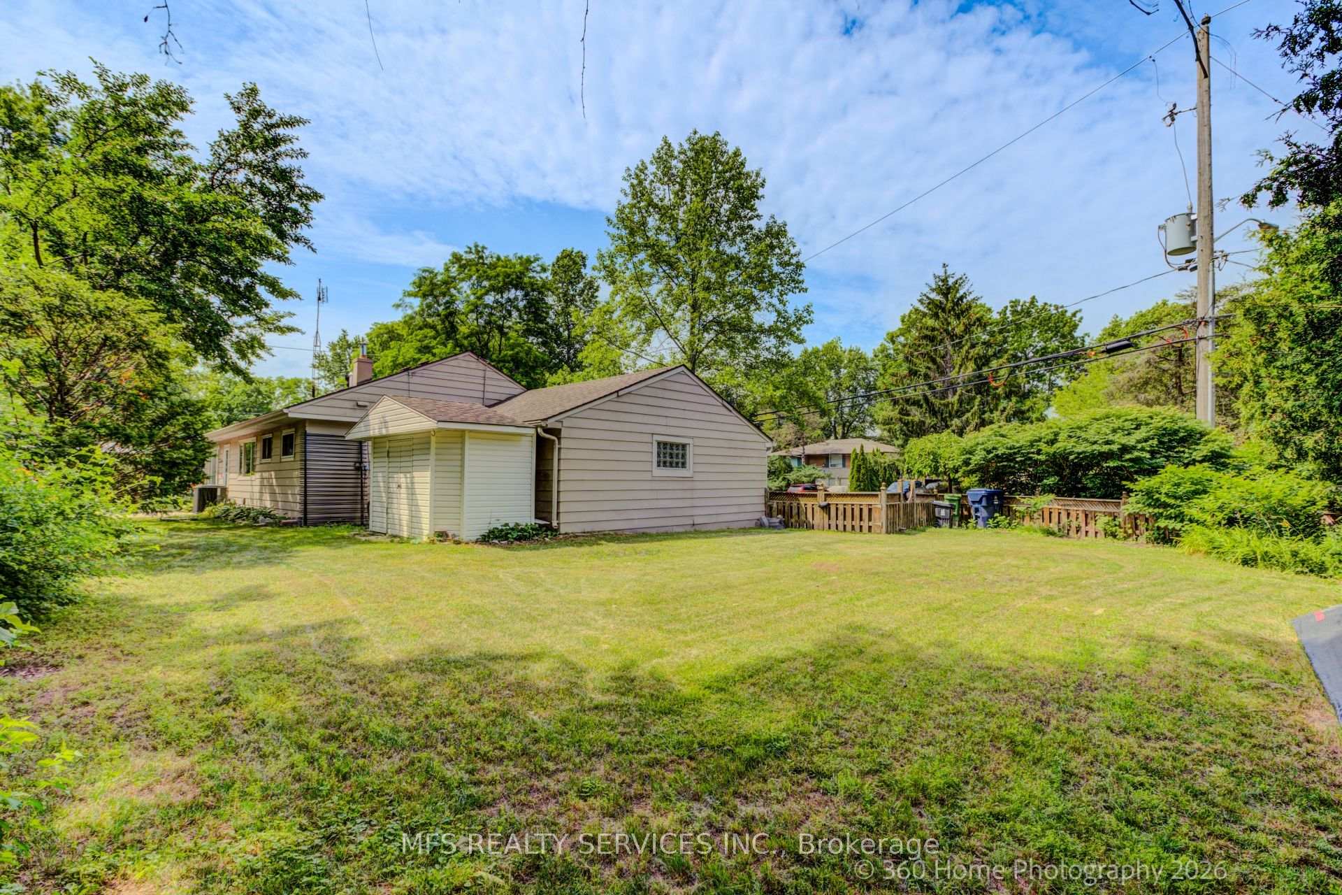Photo 24 of 47 Deep Dene Drive, Scarborough, Highland Creek — HOMEH