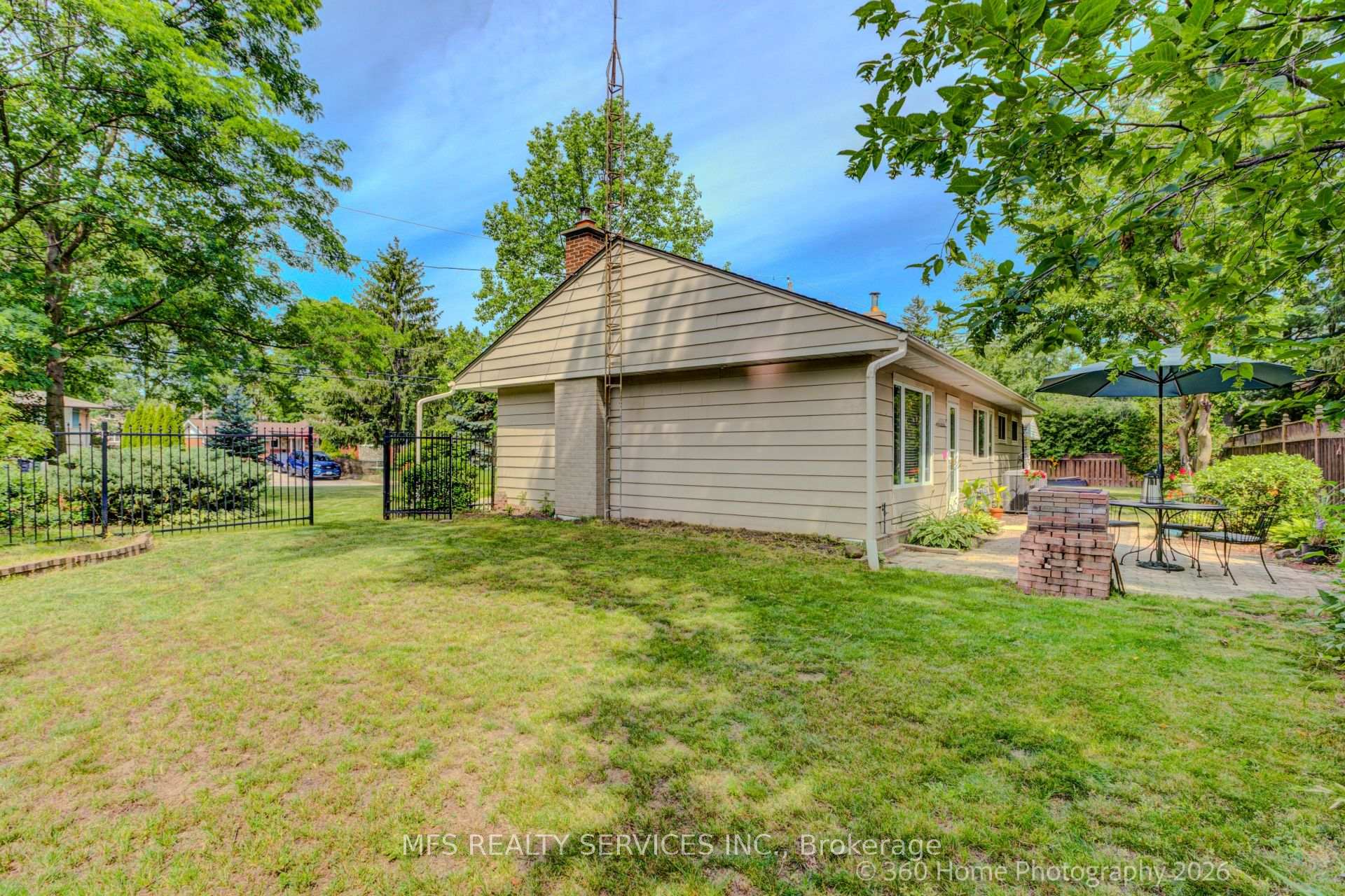 Photo 26 of 47 Deep Dene Drive, Scarborough, Highland Creek — HOMEH