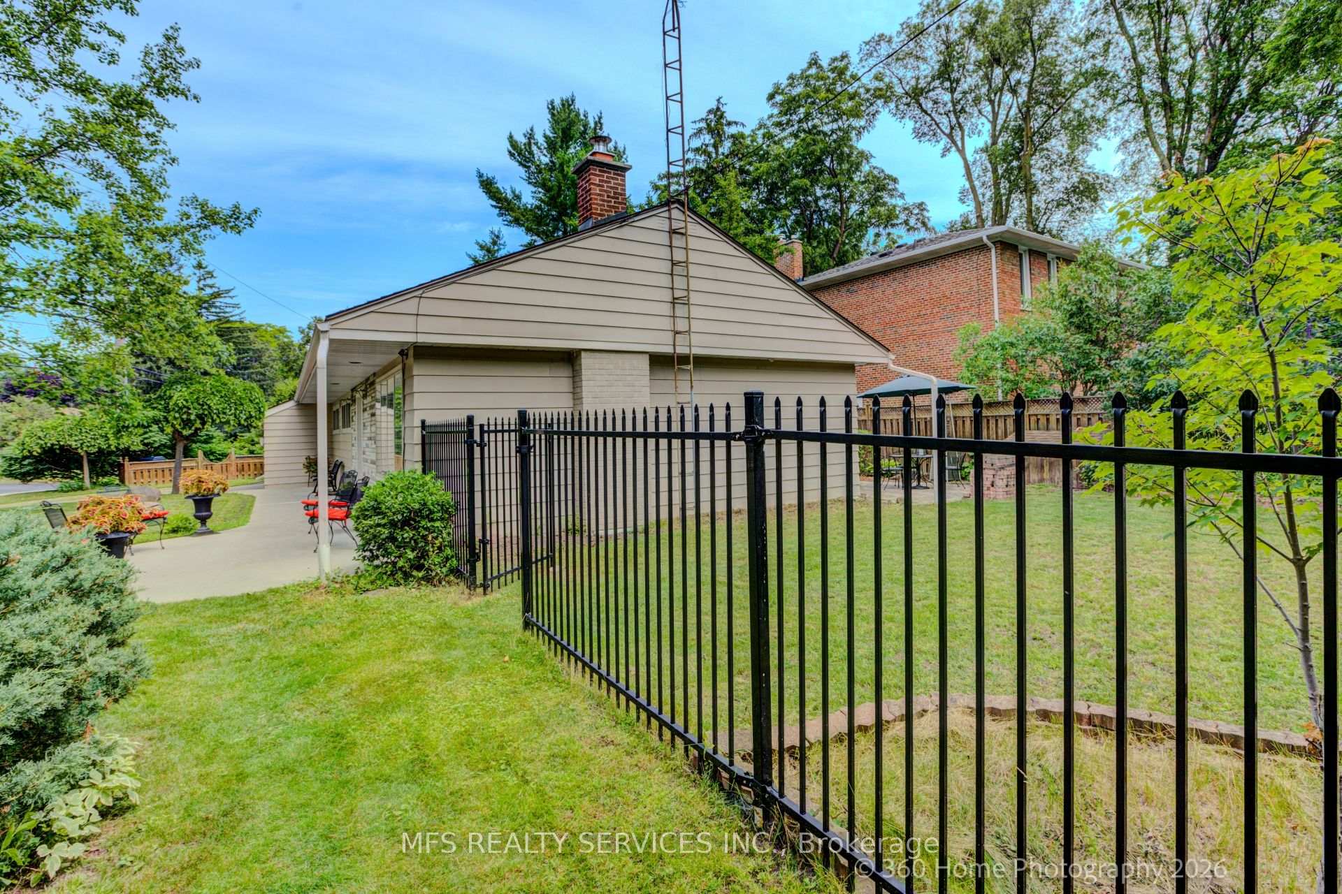 Photo 29 of 47 Deep Dene Drive, Scarborough, Highland Creek — HOMEH