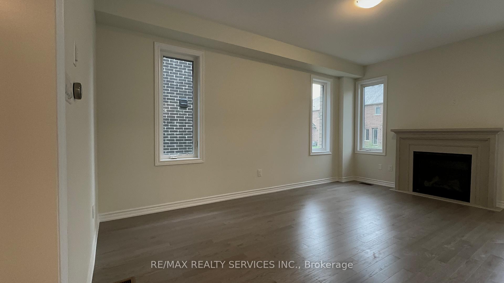 Photo 10 of 10 Molnar Crescent, Brantford, Empire South — HOMEH