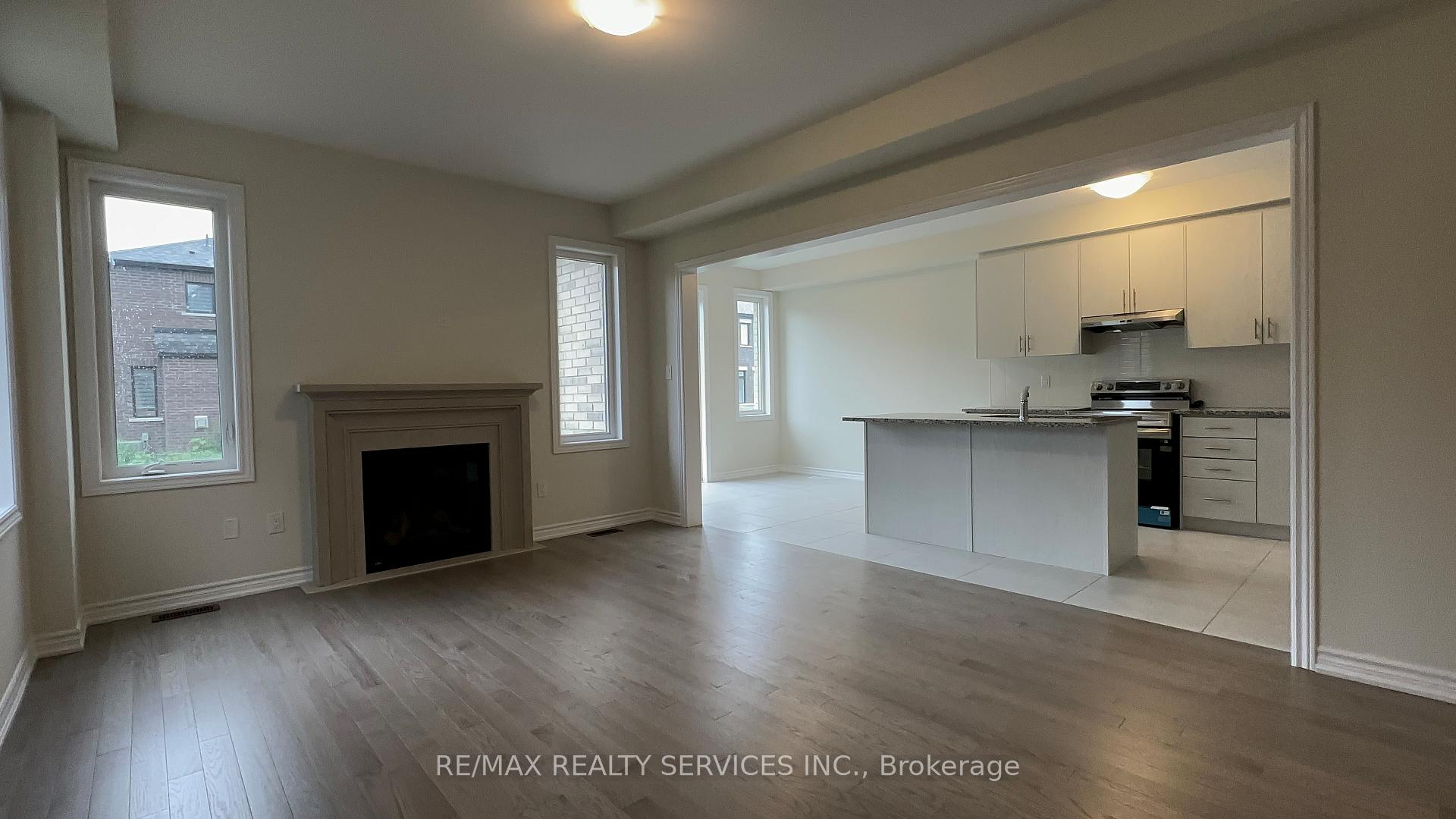 Photo 12 of 10 Molnar Crescent, Brantford, Empire South — HOMEH
