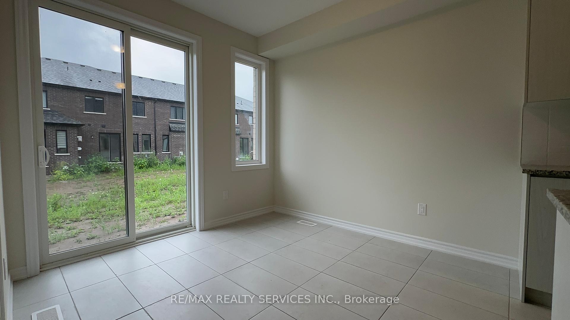 Photo 14 of 10 Molnar Crescent, Brantford, Empire South — HOMEH