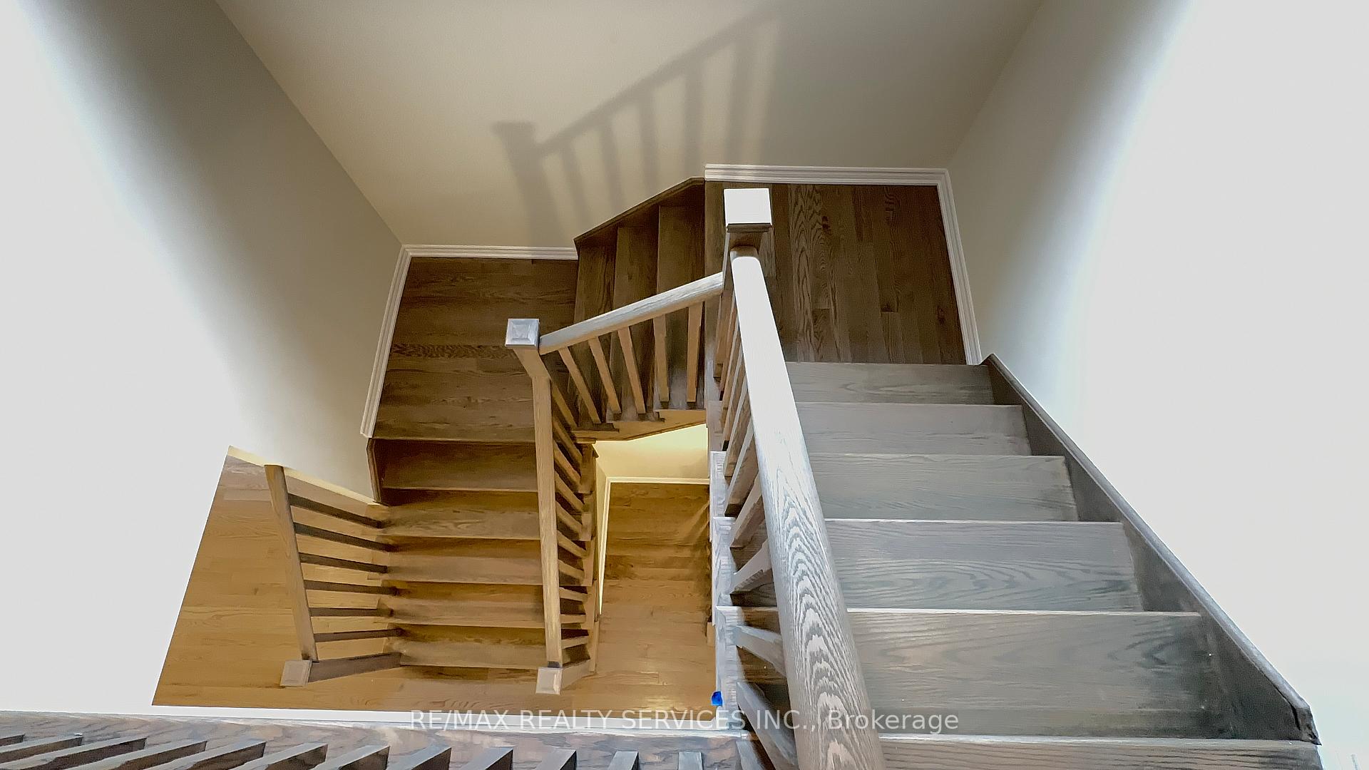 Photo 16 of 10 Molnar Crescent, Brantford, Empire South — HOMEH