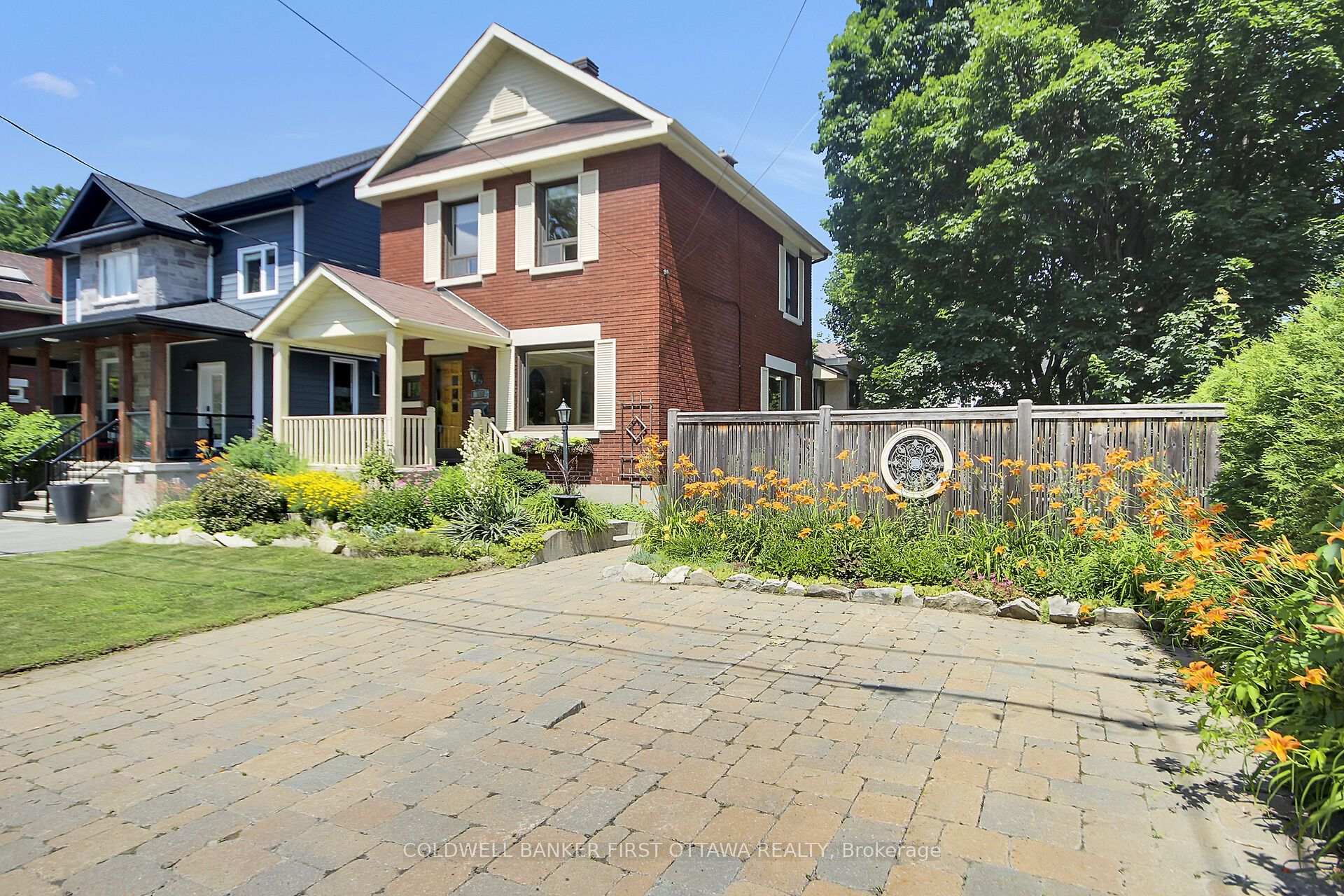Photo 3 of 167 Faraday Street, Ottawa, Ottawa West — HOMEH