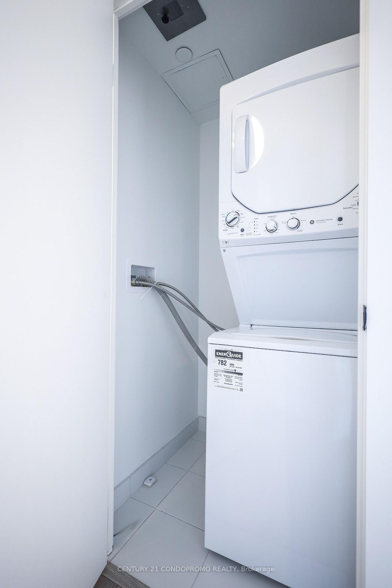 Photo 15 of Unit 1511, 285 Dufferin Street, Toronto, South Parkdale — HOMEH
