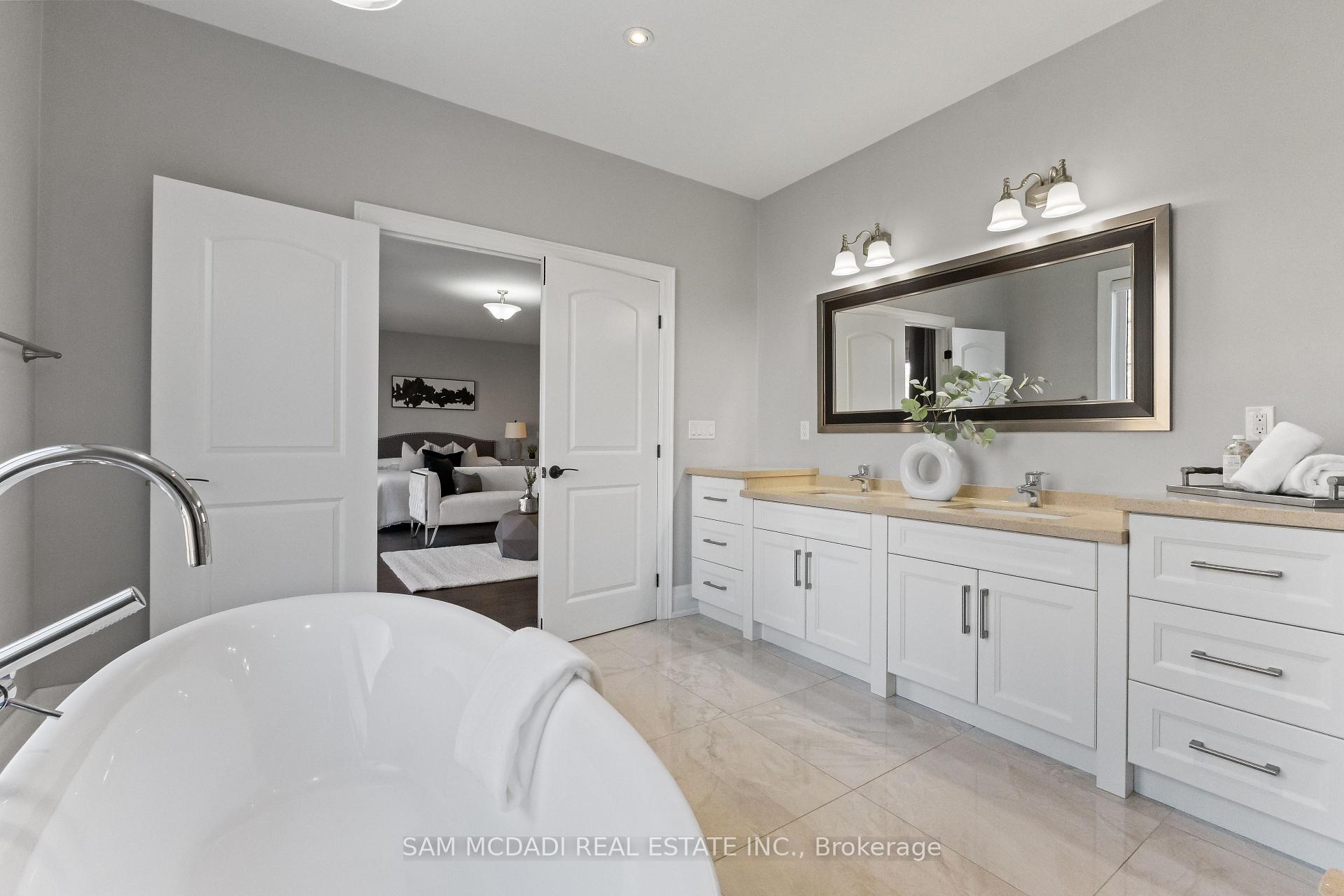 Photo 21 of 1487 Myron Drive, Mississauga, Lakeview — HOMEH