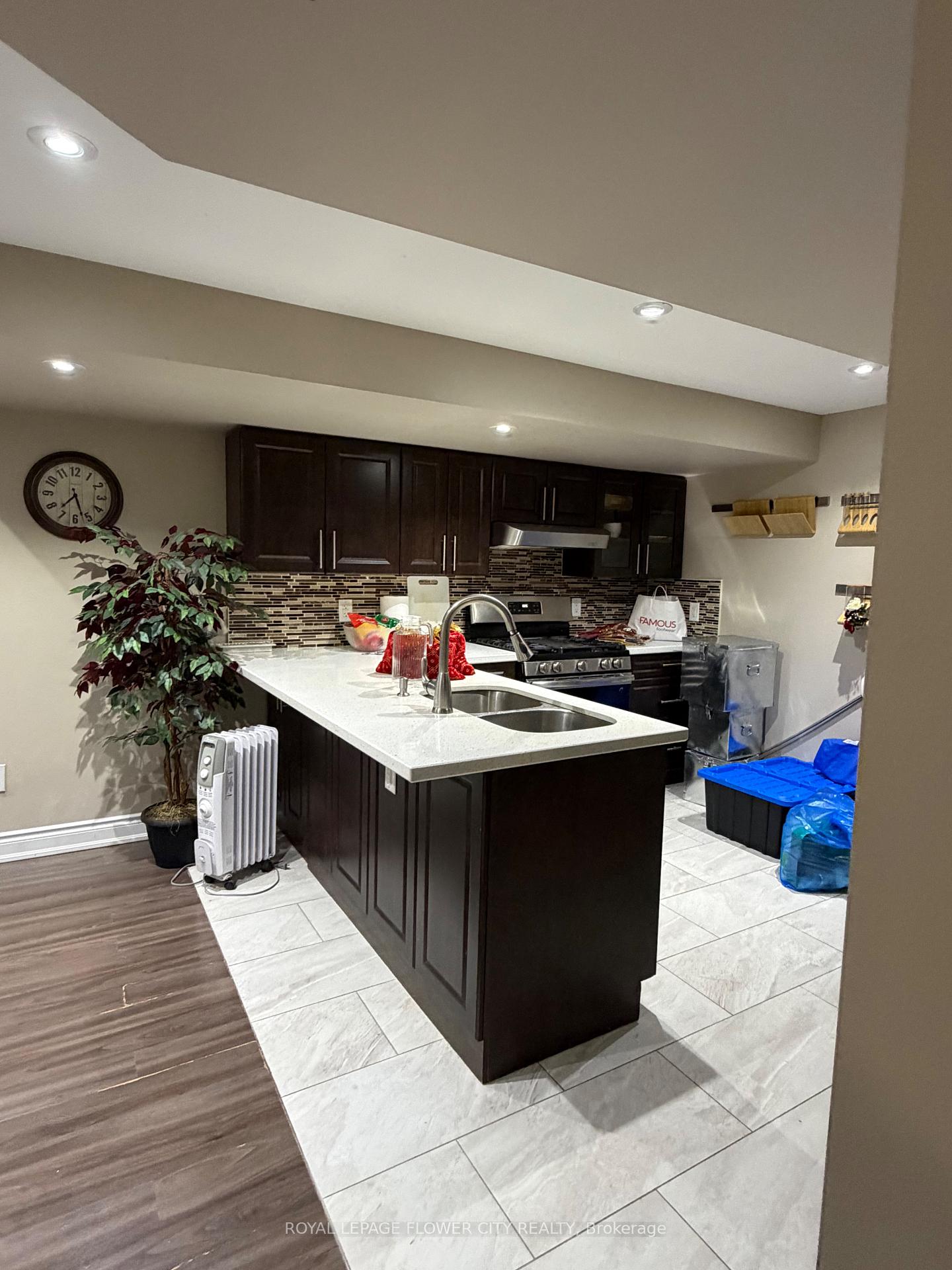 Photo 9 of 24 Speedwell Street, Brampton, Credit Valley — HOMEH