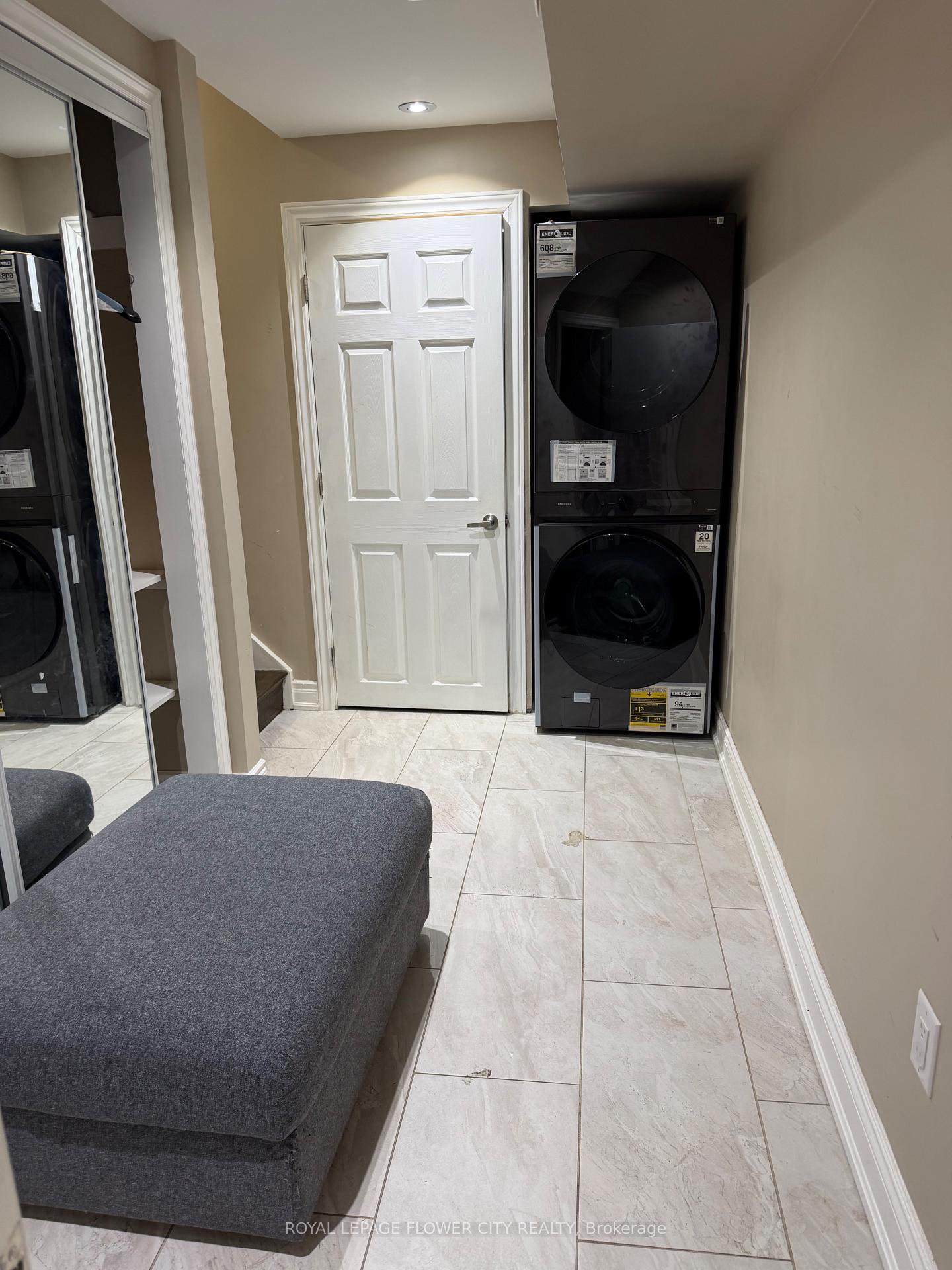 Photo 11 of 24 Speedwell Street, Brampton, Credit Valley — HOMEH