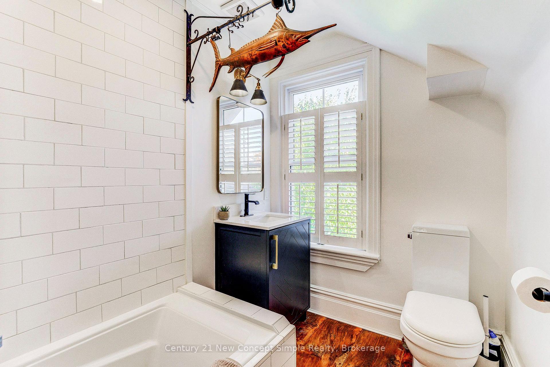 Photo 75 of 56 Machell Avenue, Aurora, Aurora Village — HOMEH