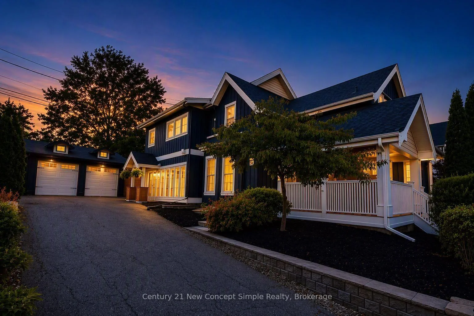 Photo 4 of 56 Machell Avenue, Aurora, Aurora Village — HOMEH