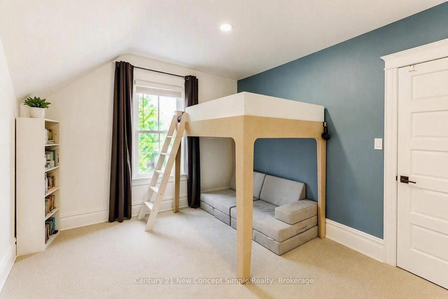 Photo 65 of 56 Machell Avenue, Aurora, Aurora Village — HOMEH