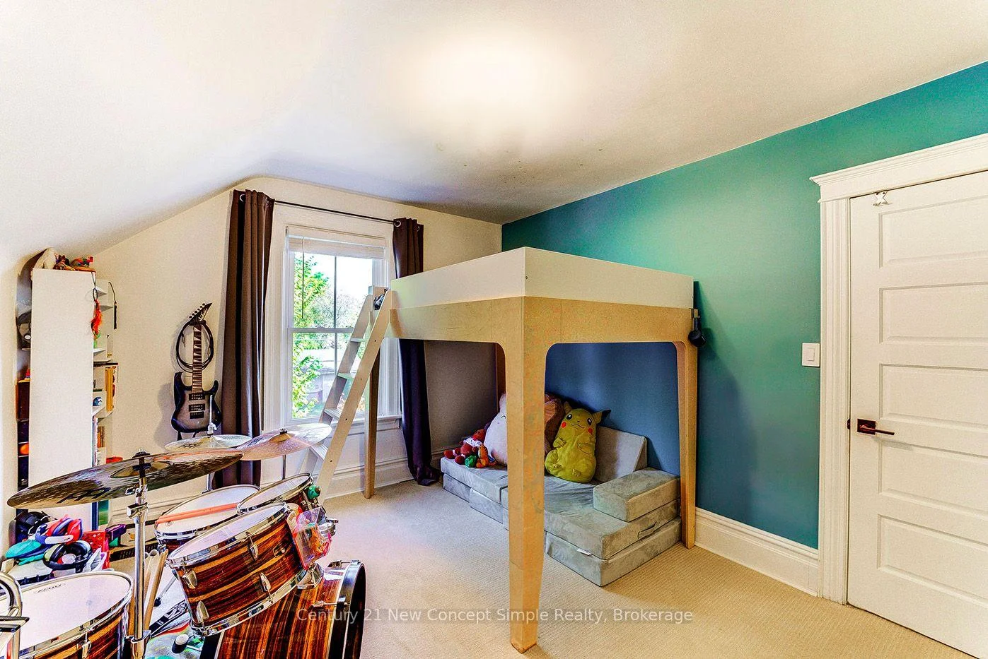 Photo 92 of 56 Machell Avenue, Aurora, Aurora Village — HOMEH
