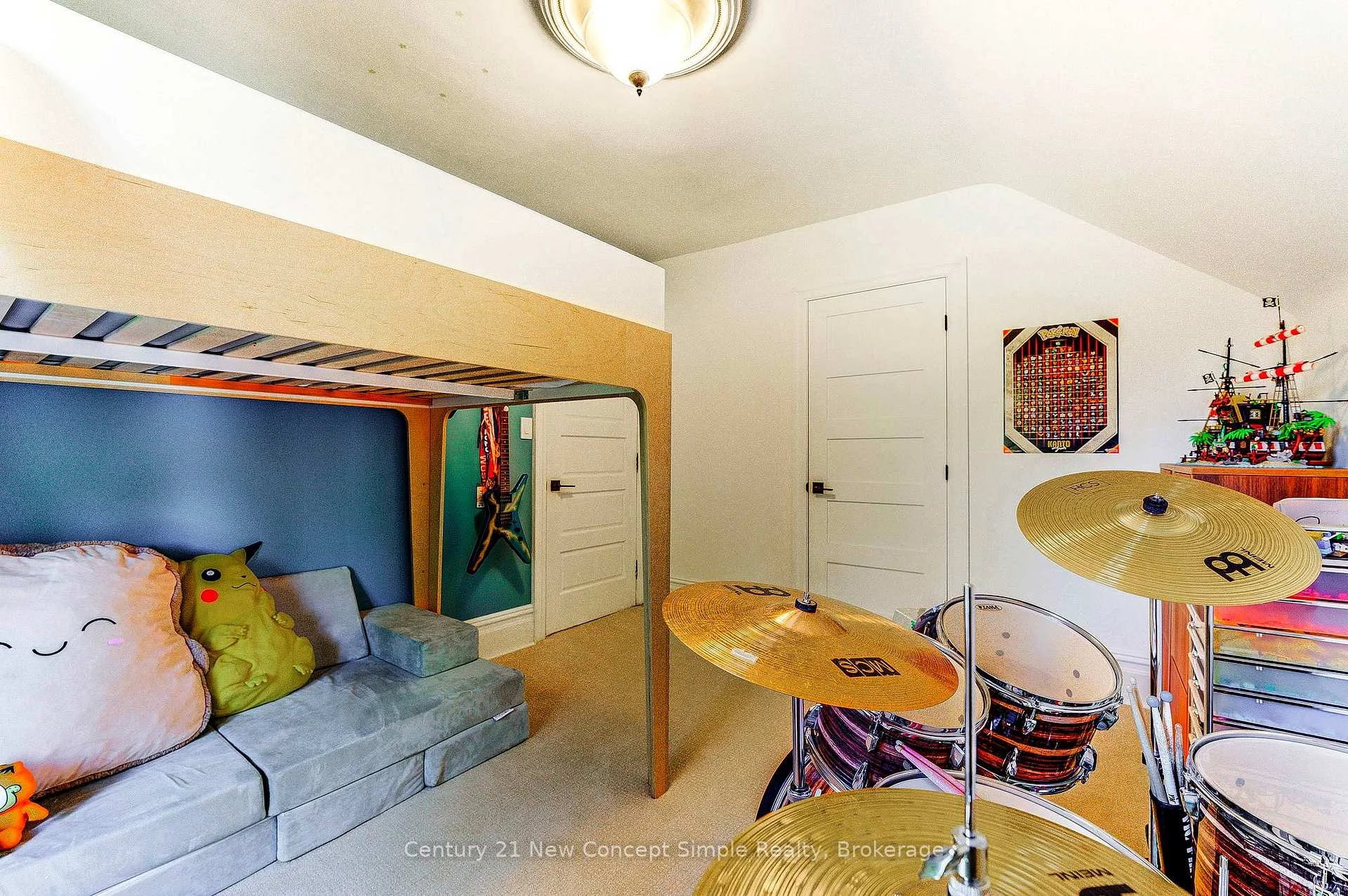 Photo 100 of 56 Machell Avenue, Aurora, Aurora Village — HOMEH