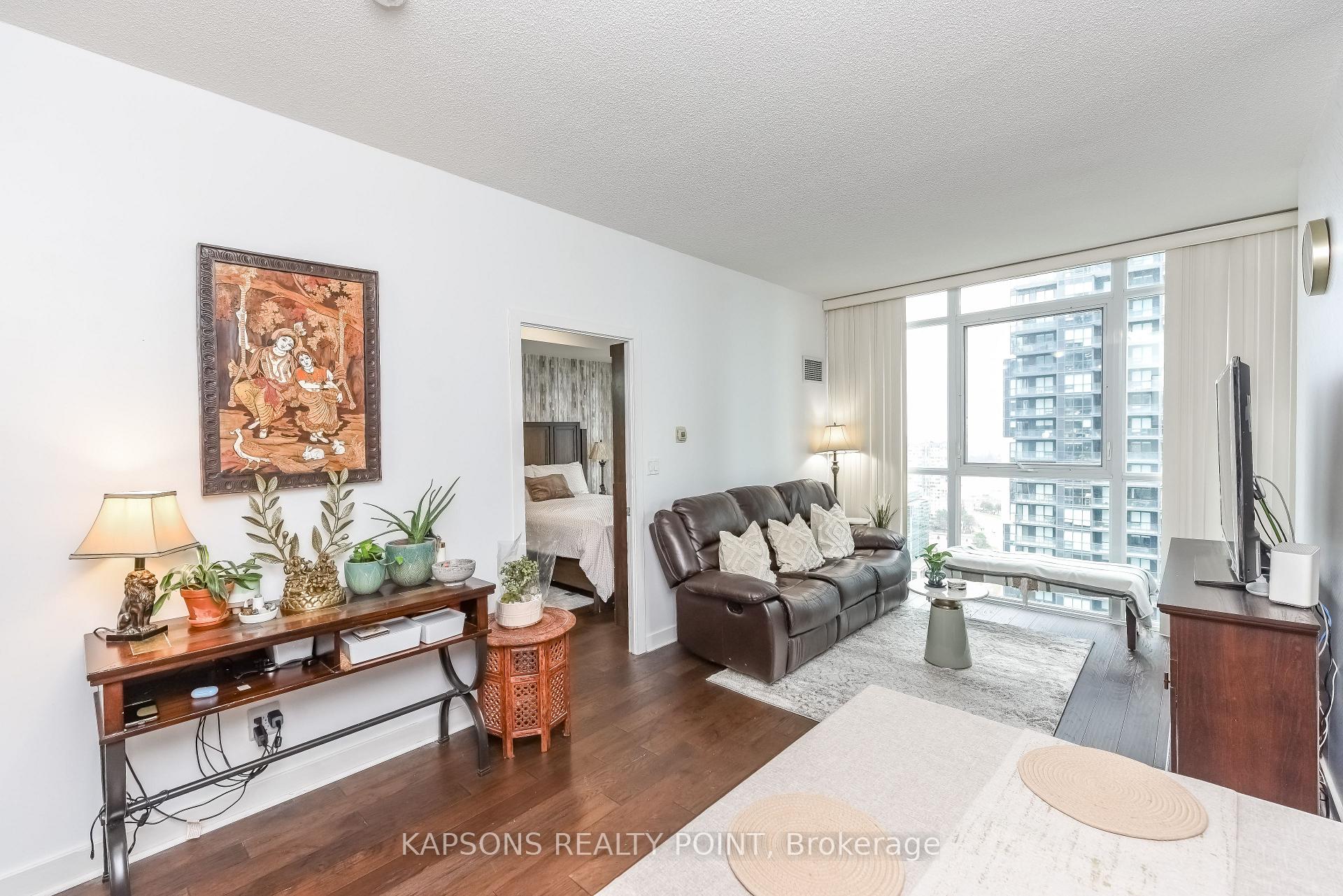Photo 7 of Unit 2204, 4070 Confederation Parkway, Mississauga, City Centre — HOMEH