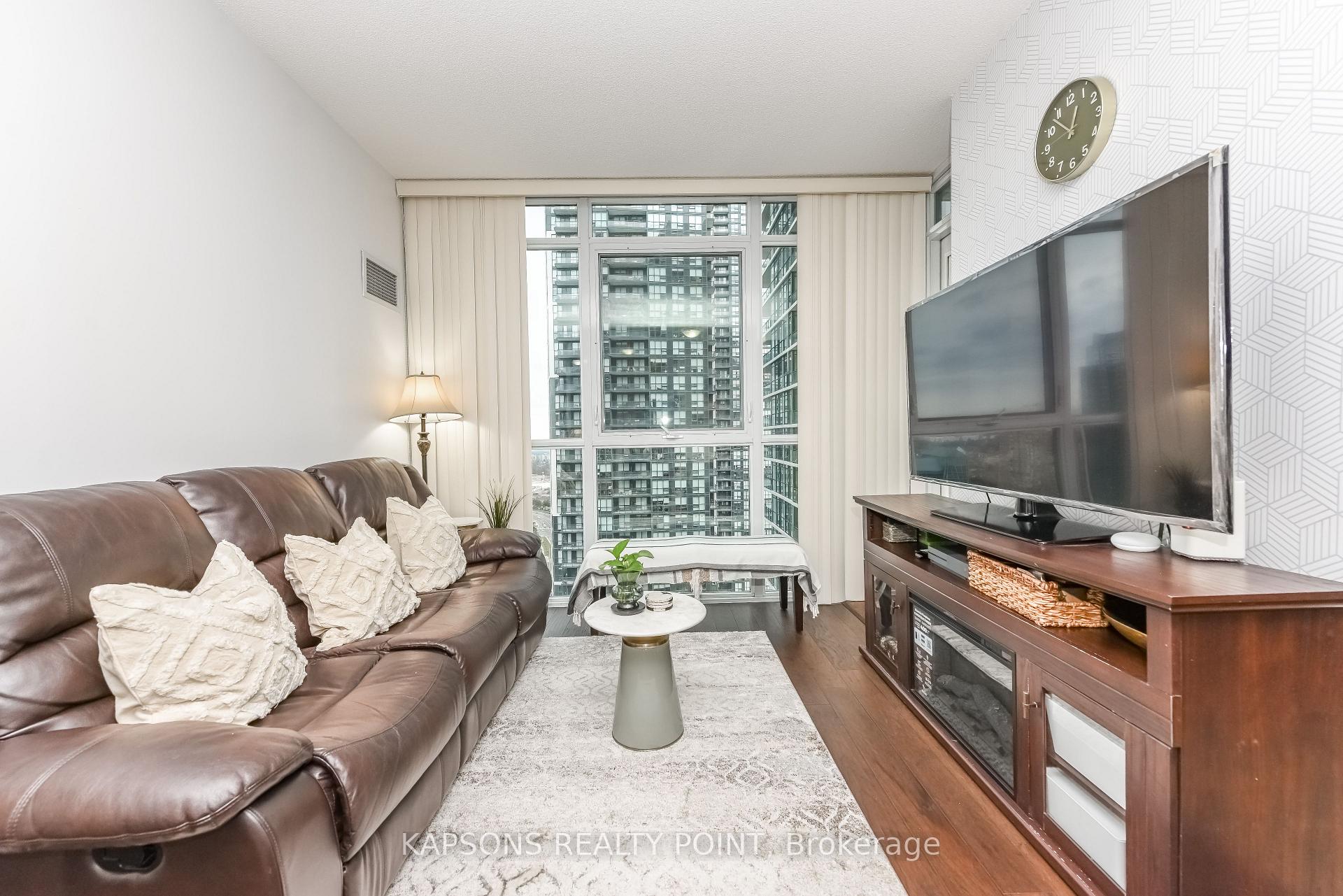 Photo 9 of Unit 2204, 4070 Confederation Parkway, Mississauga, City Centre — HOMEH