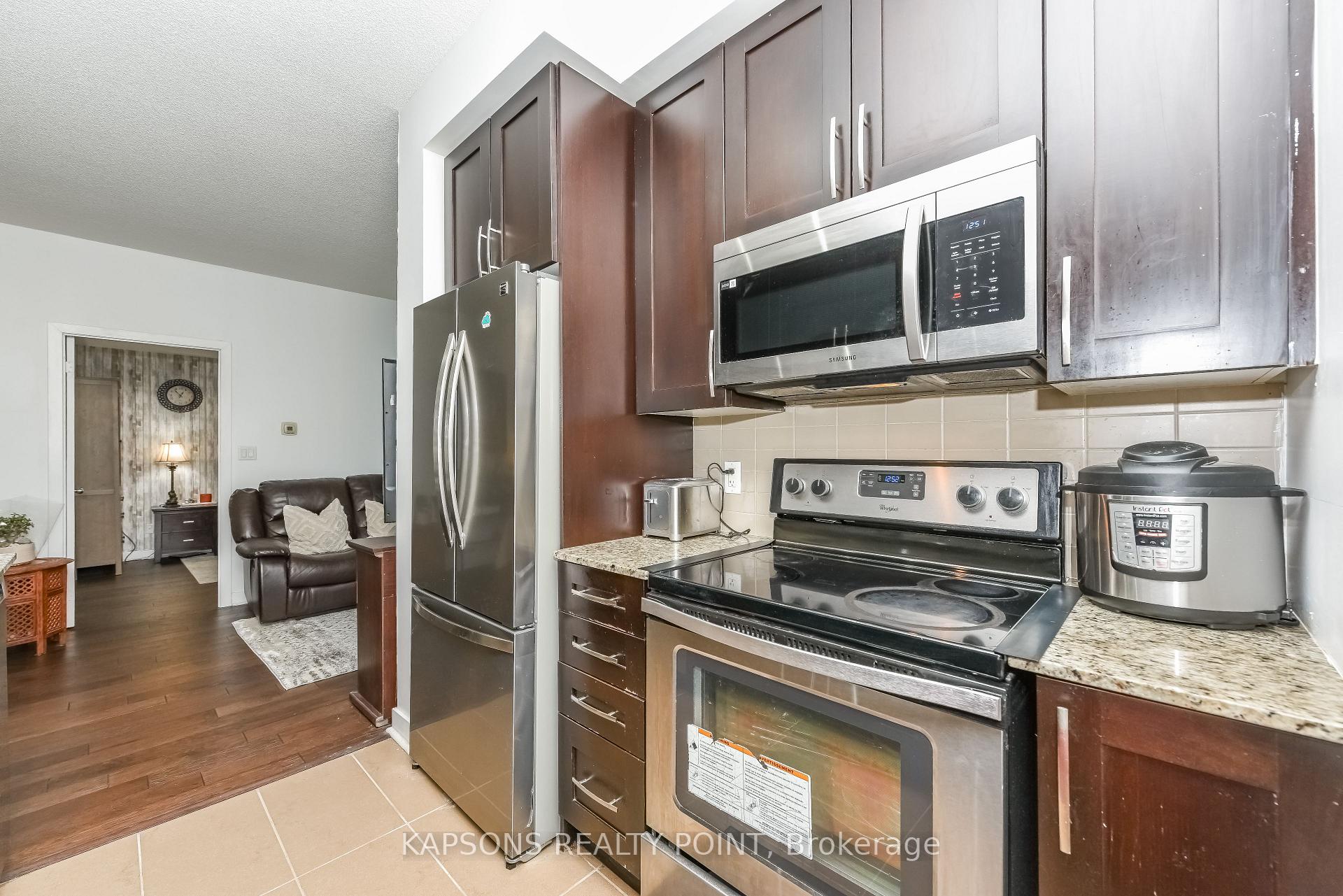 Photo 13 of Unit 2204, 4070 Confederation Parkway, Mississauga, City Centre — HOMEH