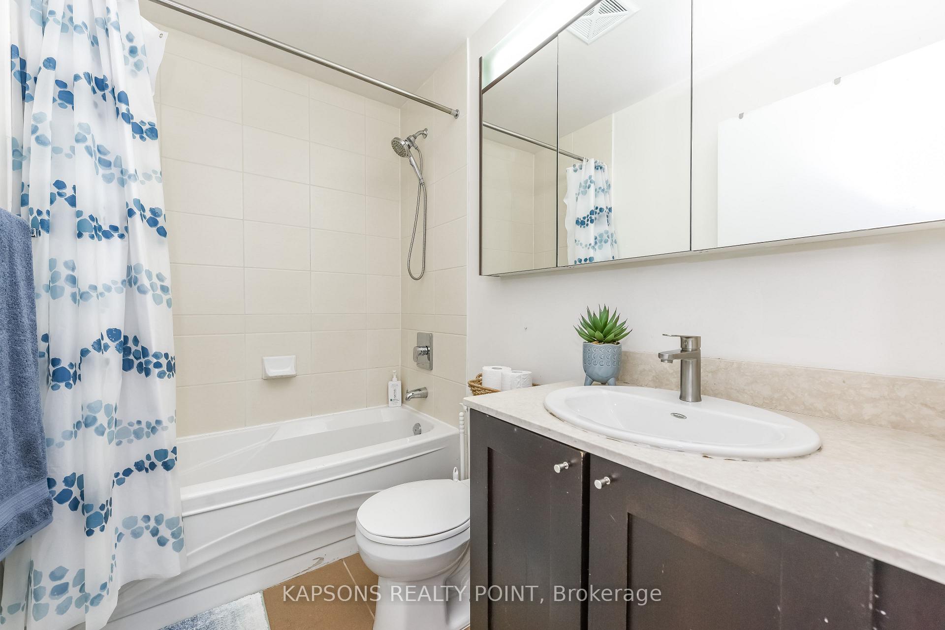 Photo 22 of Unit 2204, 4070 Confederation Parkway, Mississauga, City Centre — HOMEH