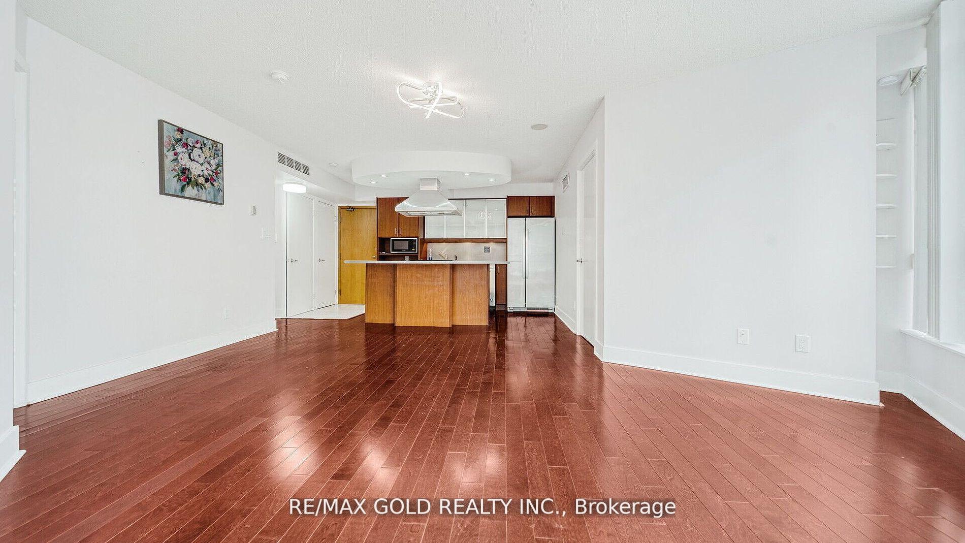 Photo 10 of Unit 509, 550 Queens Quay W, Toronto, Waterfront Communities — HOMEH