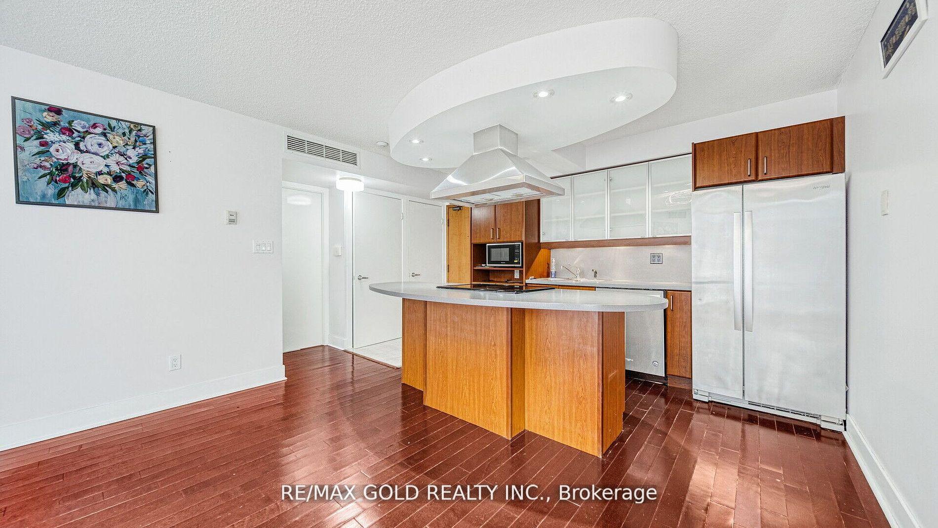 Photo 17 of Unit 509, 550 Queens Quay W, Toronto, Waterfront Communities — HOMEH